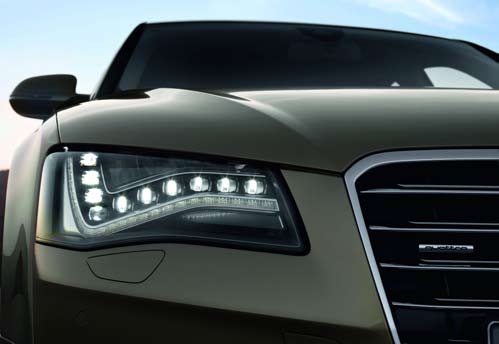 OSRAM LED light points for dipped beam in Audi A8