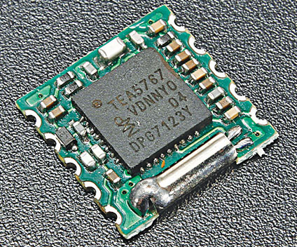 Fig. 3: TEA5767 digital radio receiver module