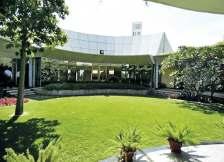 Green Buildings Converge Intelligence With Nature