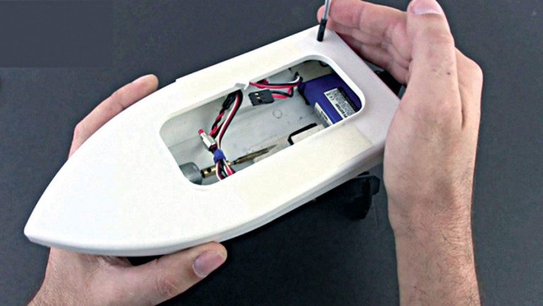 Basic Guide to Radio-Controlled Boat Modelling