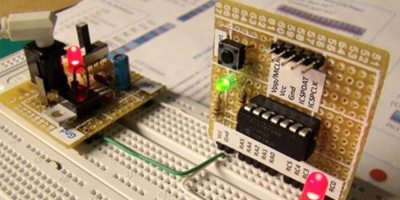 Microcontroller-Based Serial Data Transfer To PC