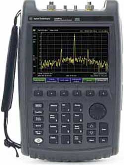 FieldFox microwave spectrum analyser by Agilent