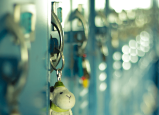 locker guard circuit