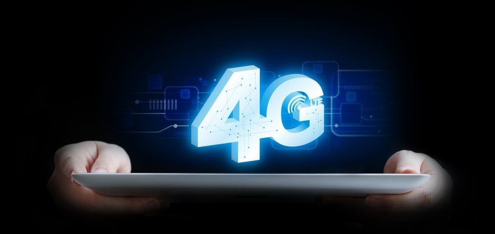 Enhancing 4G mobile user experience in Heterogeneous Networks