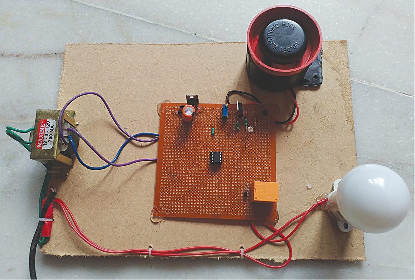Electronic Eye Security System Using LM393 Electronics Project