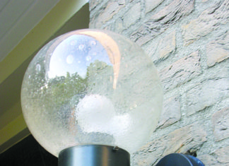 PIR Sensors To Reduce Electricity Wastage PIR controller to reduce electricity wastage