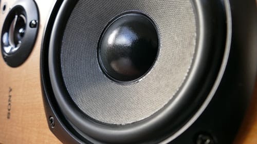 How Is A Speaker Constructed? How Does It Produce Sound?