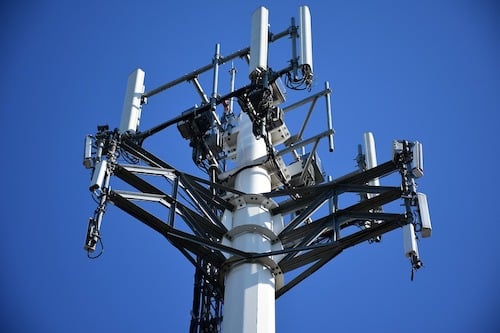 How to Assess Electromagnetic Radiation from Mobile Phone Towers