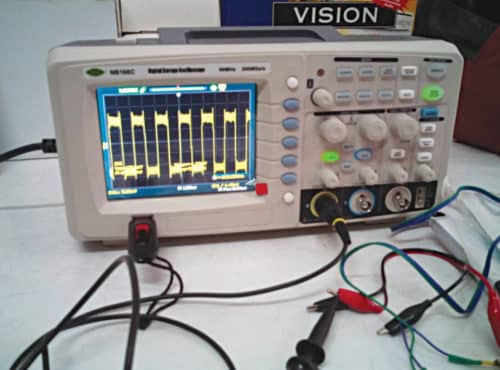  DSO used to observe output of the signal generator from Android app