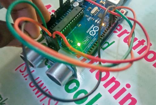 Author’s prototype for Arduino-based distance meter
