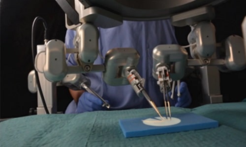 Microsurgery Robot Precisely Performs Minuscule Medical Operations