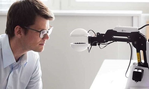 Robotic Arm That Can Grip An Object Without Actually Touching It