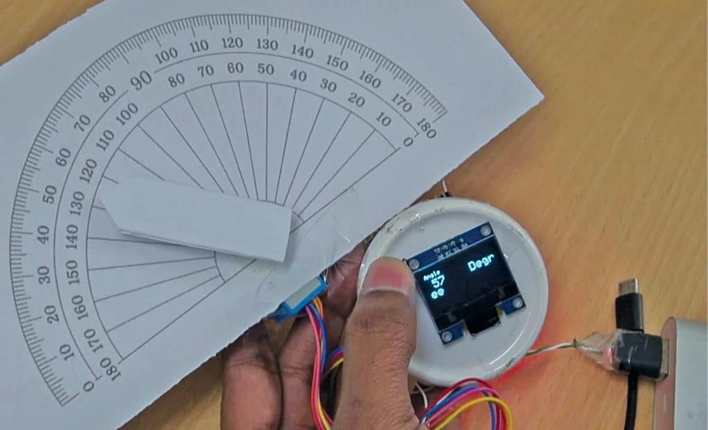 Measure Difficult Angles With This Digital Protractor Full DIY Project