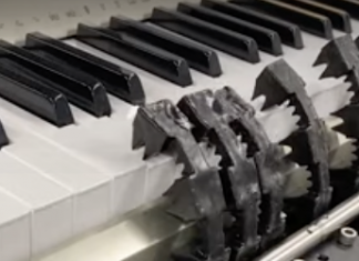 Air-Powered RAM Chip for Soft Robots