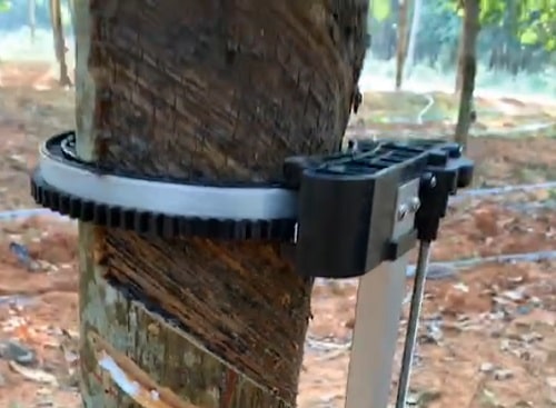 Innovative Rubber Tapping Solution Using LoRa SoC