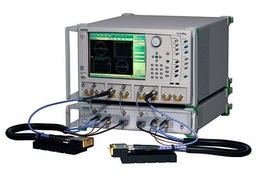 Broadband VNA System With Single-Sweep Coverage Up To 125 GHz