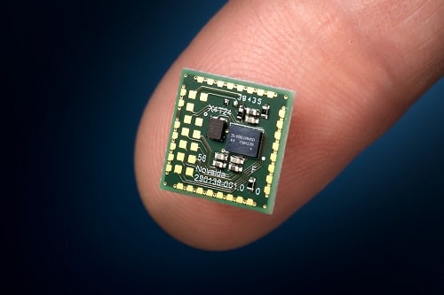 Ultra Wideband Sensor For Touch-Free Experience Of Smart Electronics