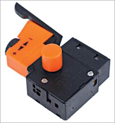 Speed control trigger switch used in electric hand drilling machine