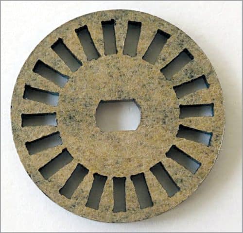 Slotted disc