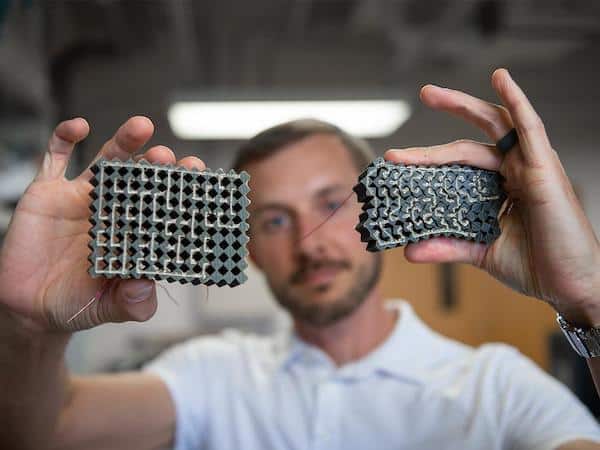 Researchers Developed Mechanical IC Materials That Can ‘Think’