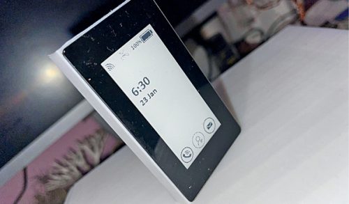 E-ink Display Phone