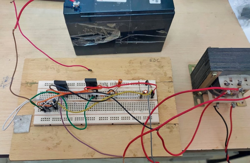 Simple Low-Cost Inverter