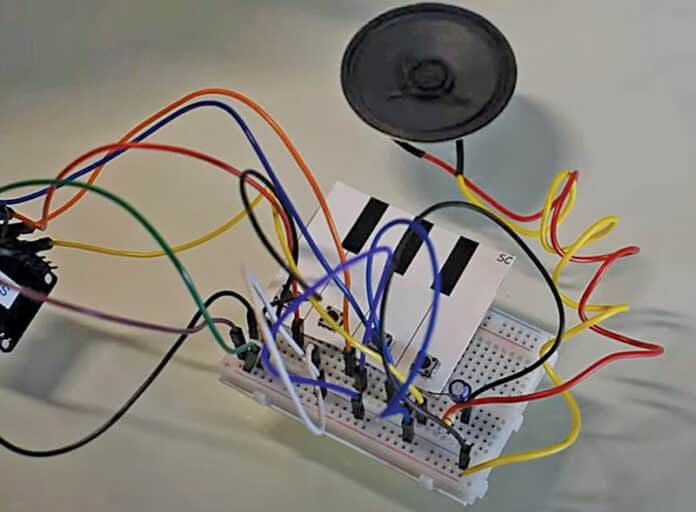 DIY Electronic Digital Piano with ESP32 - Code and Circuit