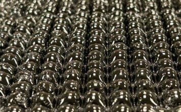 Window-sized Device Pulls Drinking Water from Air