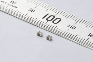 Murata Launches World’s First 10µF/50Vdc MLCC in 0805-inch Size for Automotive Applications