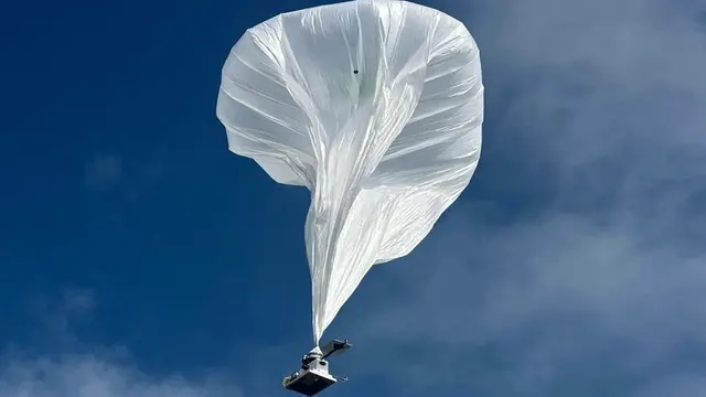 HALE InSAR flies aboard a high-altitude balloon during a test-flight. This lightweight instrument will help researchers measure ground deformation and dynamic Earth systems.