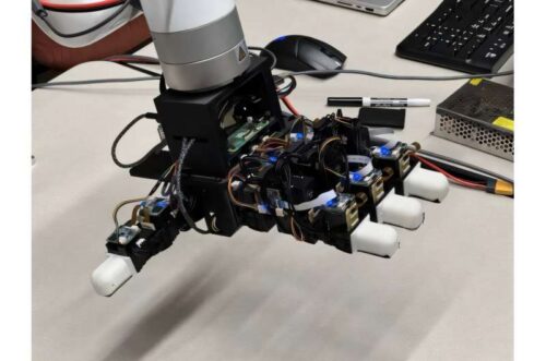 The MOTIF hand, the robotic hand developed by the researchers. Credit: Zhou et al