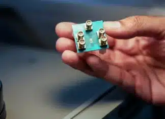 Micro-sized Chips Process Data Like Brain The Cornell microwave brain on a chip