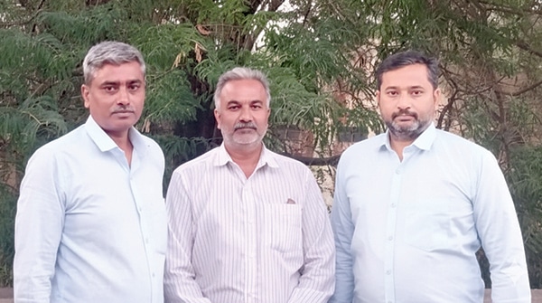 (L to R) Ananth Kulkarni, Vaman Kulkarni, and Kiran Kulkarni, Co-Founders, Hexitronics Automation LLP.