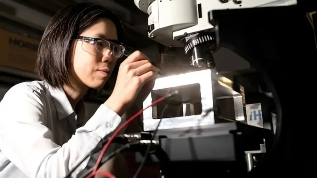 The finding offers a rare glimpse into how light and matter interact at the atomic level.