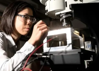 The finding offers a rare glimpse into how light and matter interact at the atomic level.