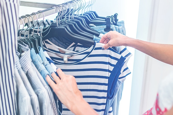 How RFID And EAS Are Turning T-Shirts Into Smart Tools