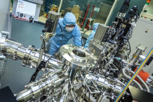 CSIRO’s clean lab for engineering prototype quantum batteries