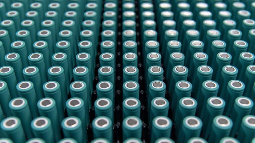 Lithium-ion batteries power modern devices. New study reveals hidden dendrite risks inside. (Image for representation only)