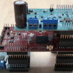 Dual-axis motor drive on a single MCU design
