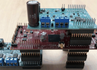 Dual-axis motor drive on a single MCU design