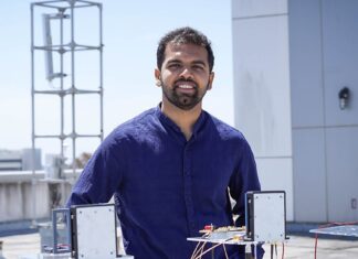 Distributed Antennas Enahnce Satellite Links