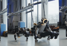 Humanoid Robot Gymnast Sticks the Handstand