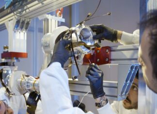 Autonomous Robotic Arm For Future Moon Mission