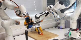 Robot Uses AI To Prepare Salmon Sashimi