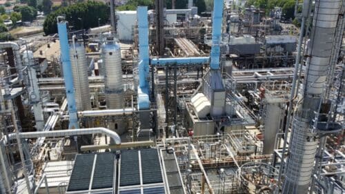 World Energy site in California producing SAF since 2016 with UOP Ecofining technology.