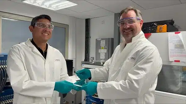 Associate Professor Galo Paez Fajardo (left) and Professor Louis Piper (right)