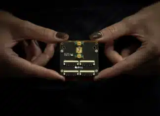 CMOS Process Advances Quantum Scaling