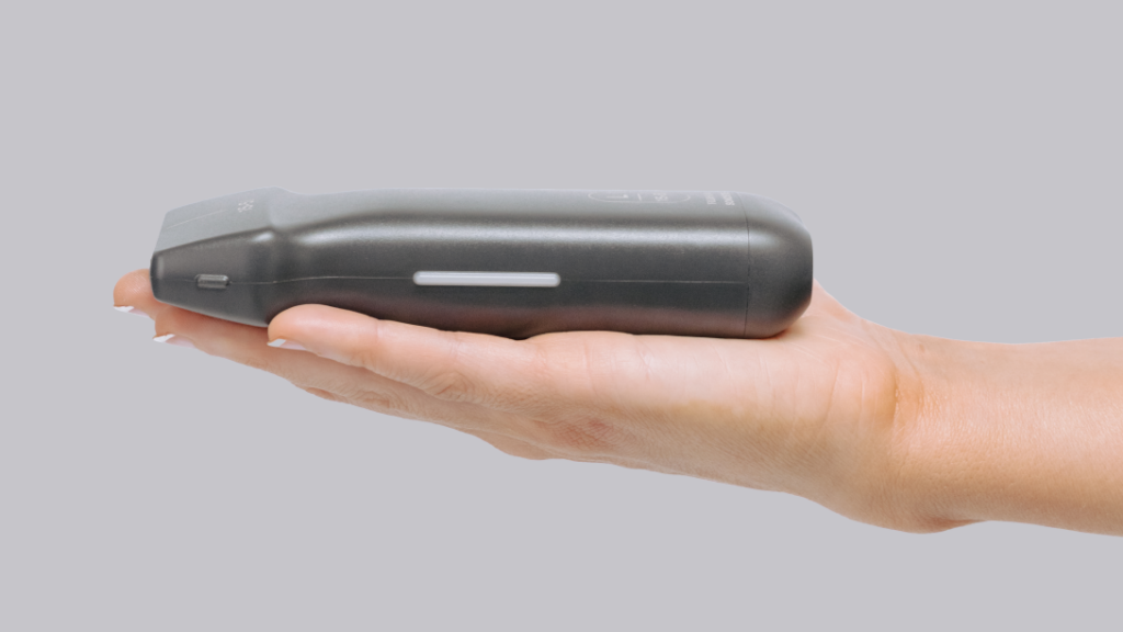 The transducer weighs roughly the same as your smartphone