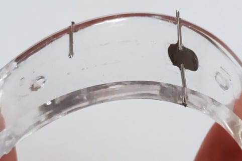 Image shows a close-up of the flexible pump embedded with the tiny liquid metal droplet, called an Electrocapillary-enhanced Magnetohydrodynamic Pump (EMP).
Image credit: Saba Firouznia