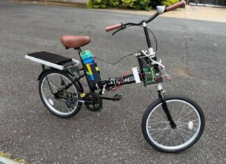 Smart bicycle can tell when riders mean to turn